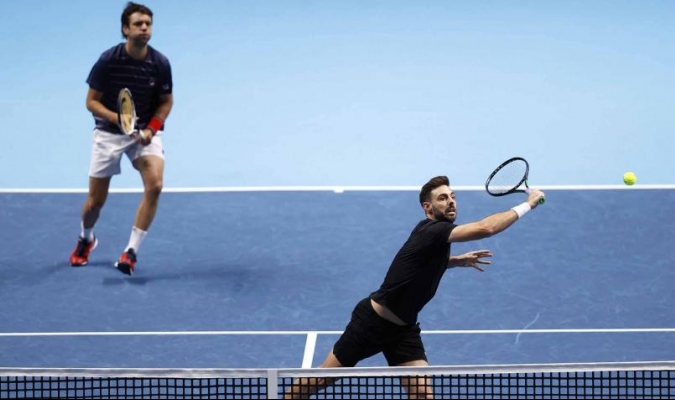 Meridianoonline's tweet photo. #FinalesATP | Granollers se entrena con normalidad antes de sus semifinales https://t.co/fmkg4ITvgx https://t.co/J06iQpbiXv