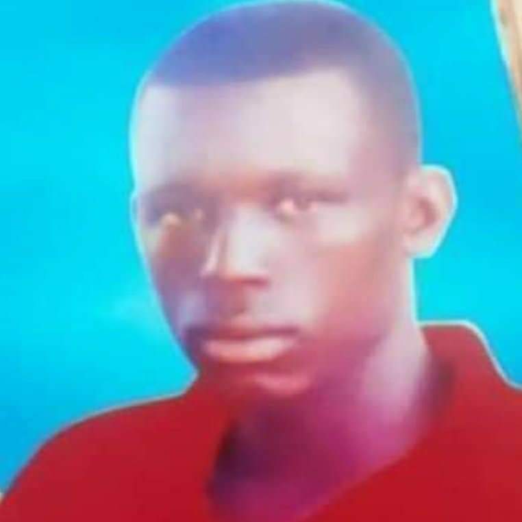 SBassemory's tweet photo. LEVÉE DE CORPS DE N'GUESSAN KOFFI TOUSSAINT DÉCAPITÉ POUR AVOIR DIRE NON AU 3ÈME MANDAT de Dramane Ouattara LORS DE LA MARCHE DU 10 NOVEMBRE 2020.
@SOROKGUILLAUME @BalmePatricia @FranklinNYAMSI @officielGPS @ChCambon @EmmanuelMacron @HKBofficiel. #SeulDieuAlePouvoir. https://t.co/Mw9i3c3KWG