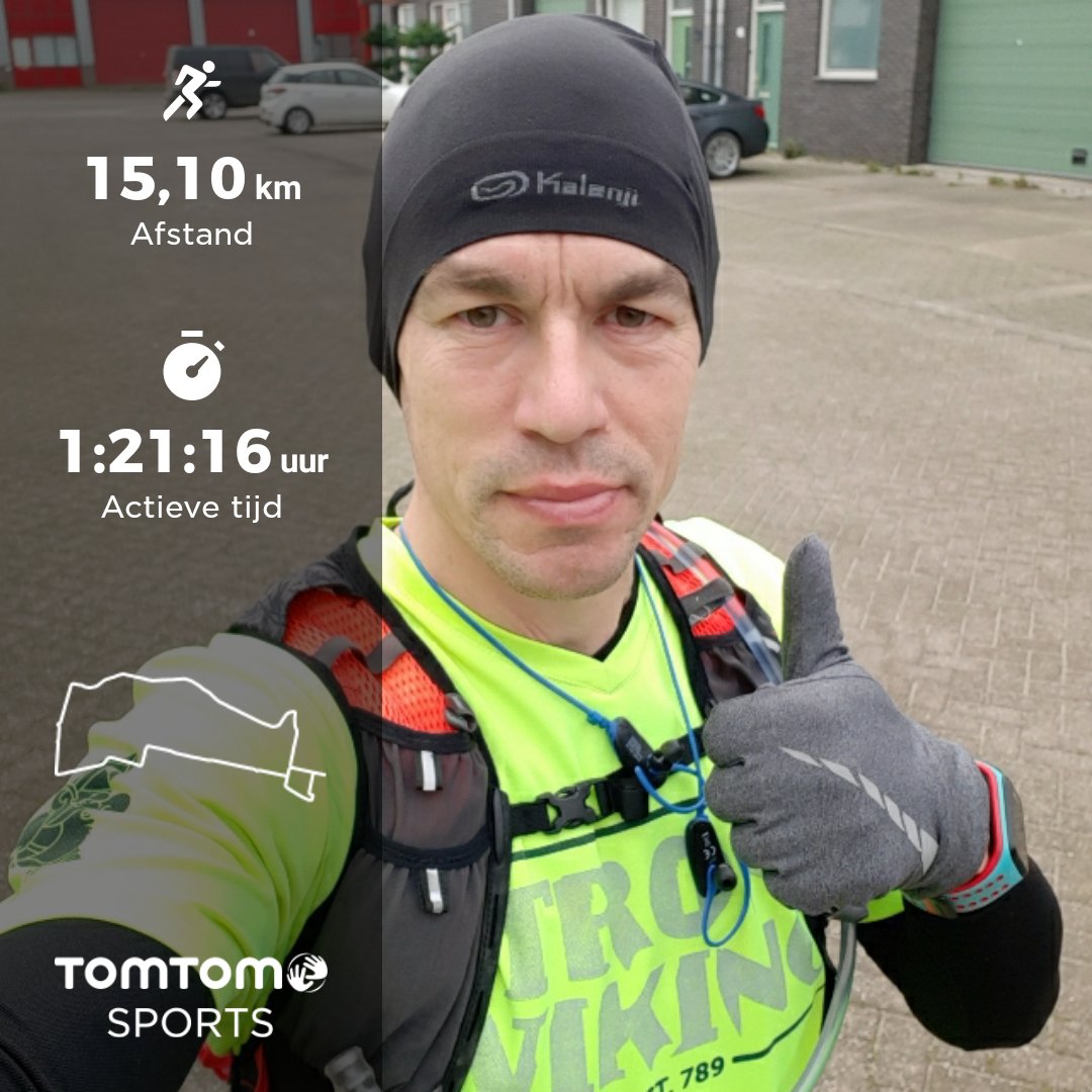 pieterlak's tweet photo. Lekkere ontspannen loop op de zaterdagochtend. Voor de innerlijke rust weer gelopen met mijn #jamfusion oortjes. Vandaag geluisterd naar de podcasts van #vanhemmen (@BramvanHemmen) en #podcastmotor (@Mototaal @ArnoJaspers @JoostJoverzee). #praderwillifonds #praderwillirunner https://t.co/WAFBJNdeqx