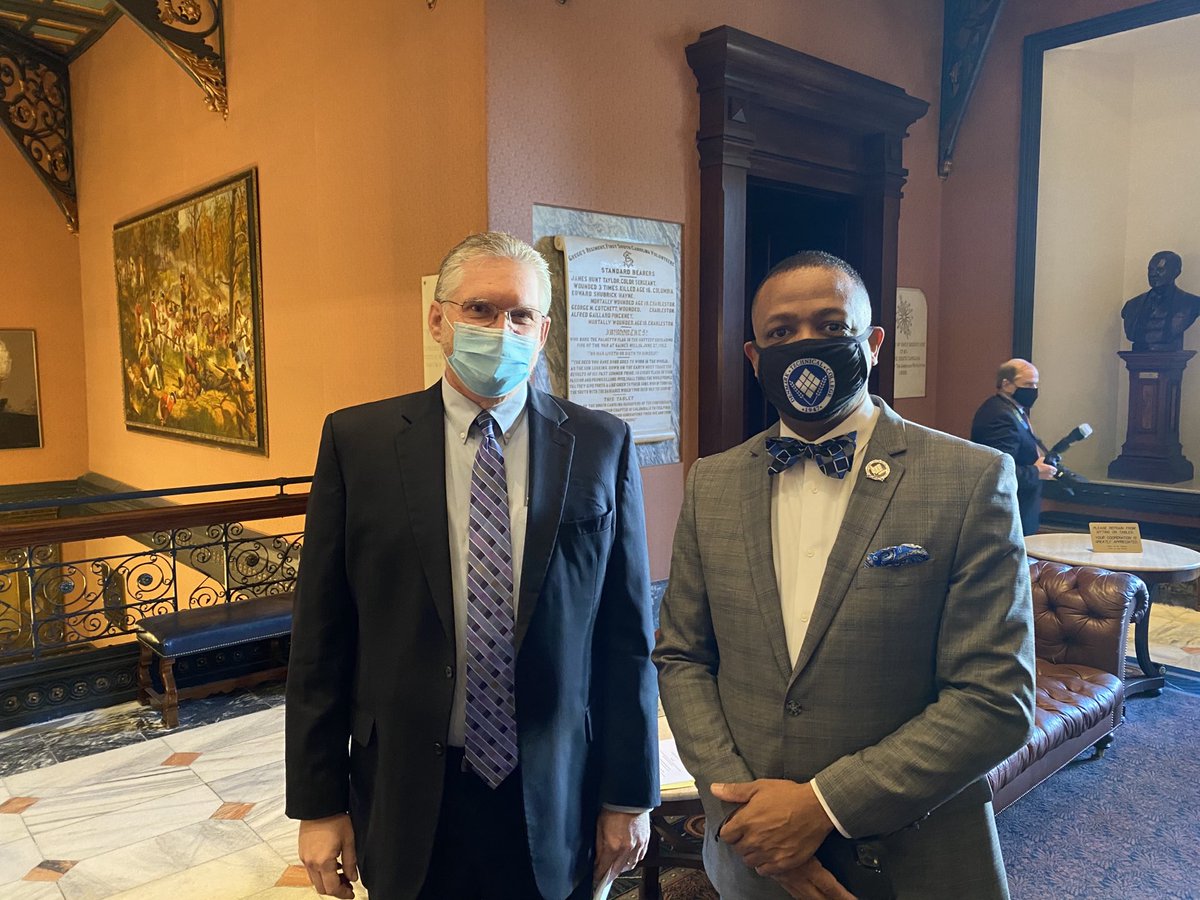 WillieLToddJr1's tweet photo. At the state capitol where SC Governor Henry McMaster and Savannah River Nuclear Solutions are about to make an exciting announcement about Apprenticeship Carolina and the SC Technical College System. #DenmarkTechnicalCollege #WhereGreatThingsareHappening https://t.co/xY9Rju7ZlD