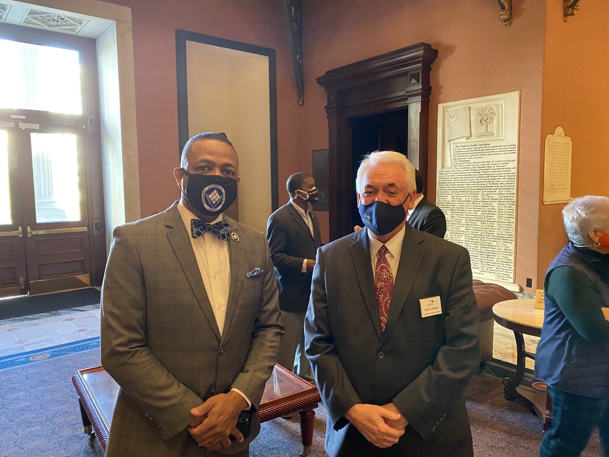 WillieLToddJr1's tweet photo. At the state capitol where SC Governor Henry McMaster and Savannah River Nuclear Solutions are about to make an exciting announcement about Apprenticeship Carolina and the SC Technical College System. #DenmarkTechnicalCollege #WhereGreatThingsareHappening https://t.co/xY9Rju7ZlD