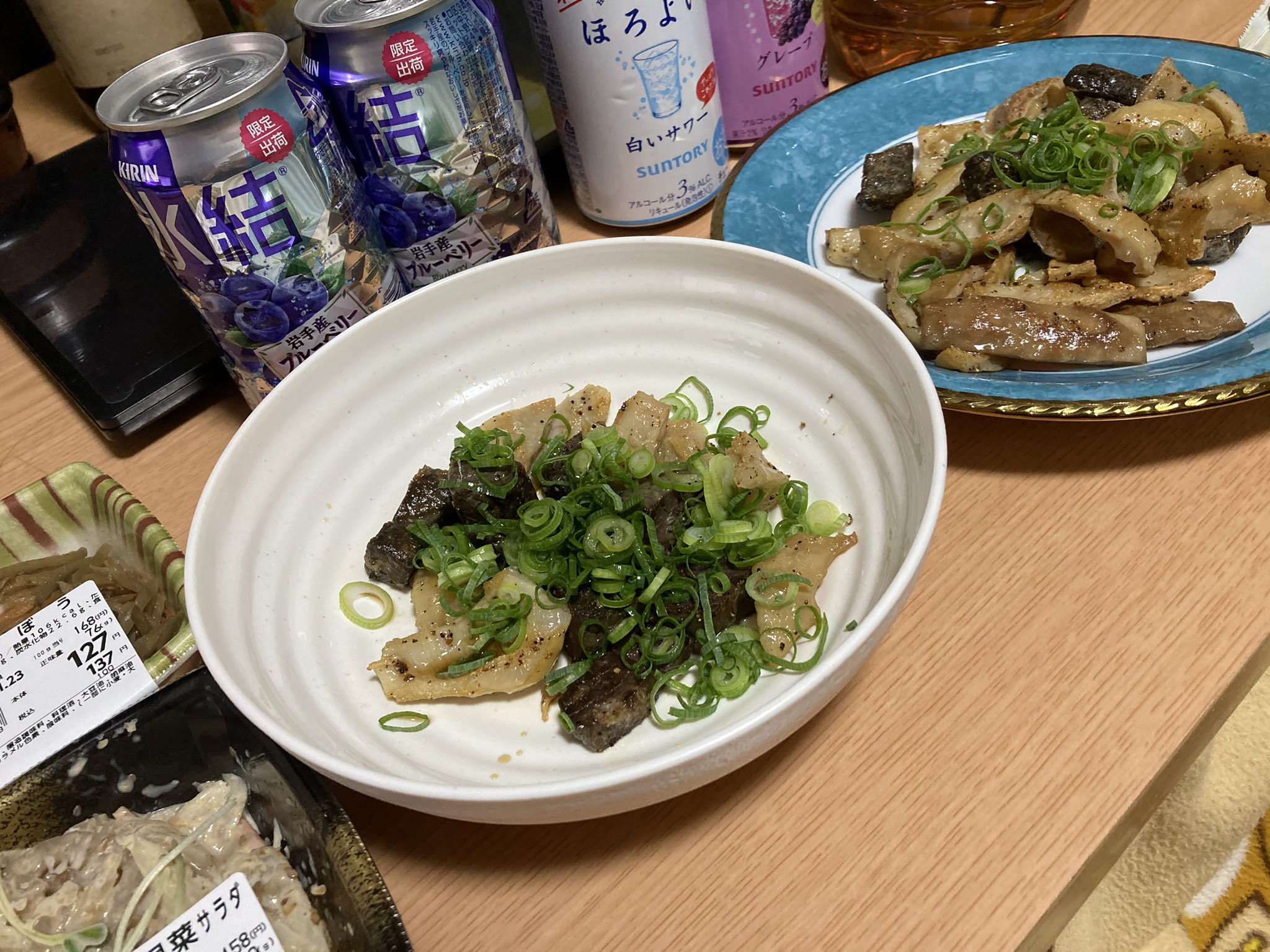イリカス工房たけるん Nikusaburo もう一皿は噂の Twitter