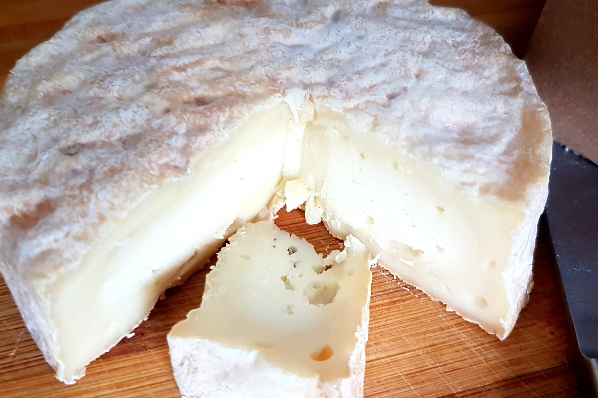jamesblewett8's tweet photo. Calling all Zambian foodies... try this cheese (bought at Mercato this morning) and enjoy a life-changing experience!

@ForkAroundLsk @zedtravelfoodie @ChefKatatala @Djamelle777 @RWLusaka https://t.co/QLCFiz3pCy