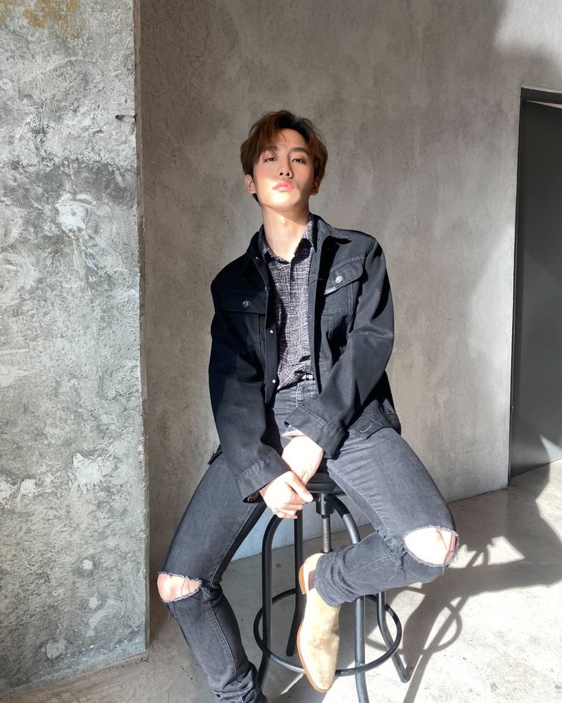 jian_0330's tweet photo. #1MalwayswithMARK
你好棒🖤😝 https://t.co/5VLjHS7iM6