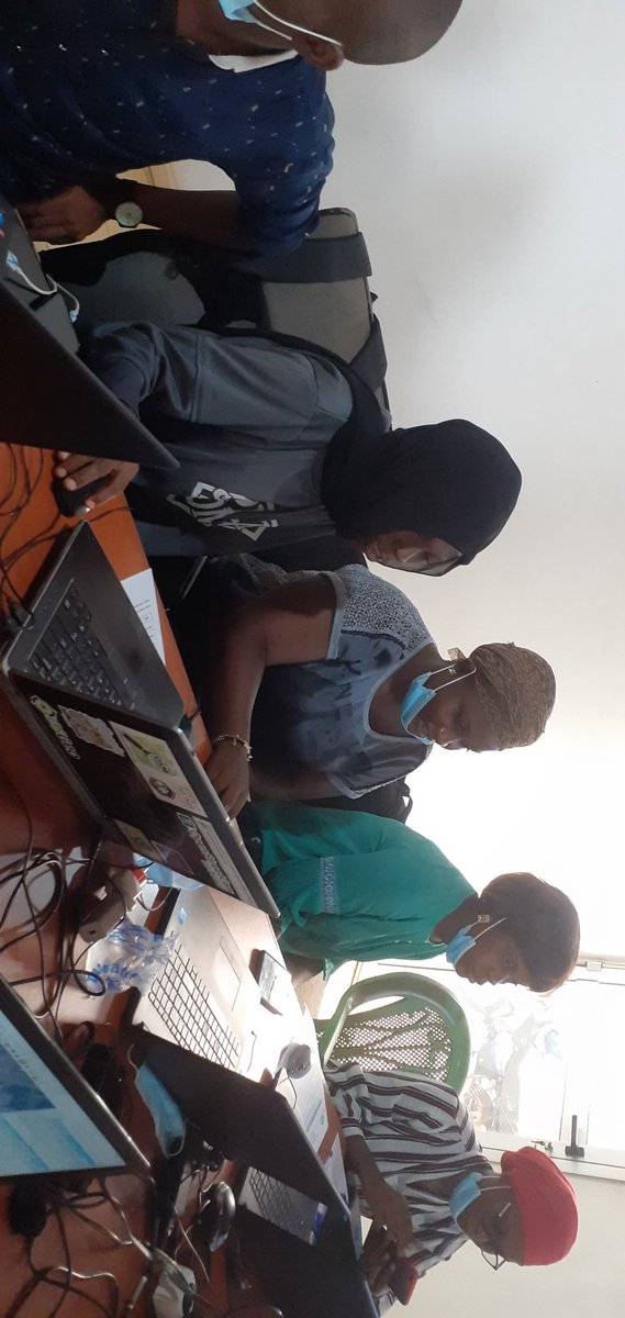 Lawign's tweet image. Célébration #osmgeoweek2020 objectif c&apos;est d&apos;aider les humanitaires notamment la Croix Rouge Guinéenne à apporter des réponses rapides et précises en ce moment de crise sanitaire qui est la #COVID19
@osmguinee
@GeoSynapse
@TinoNabib @hotosm @boubacarbah12
@Honorable_Nath