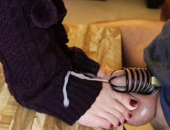 Kimmys Feet’s pics and videos