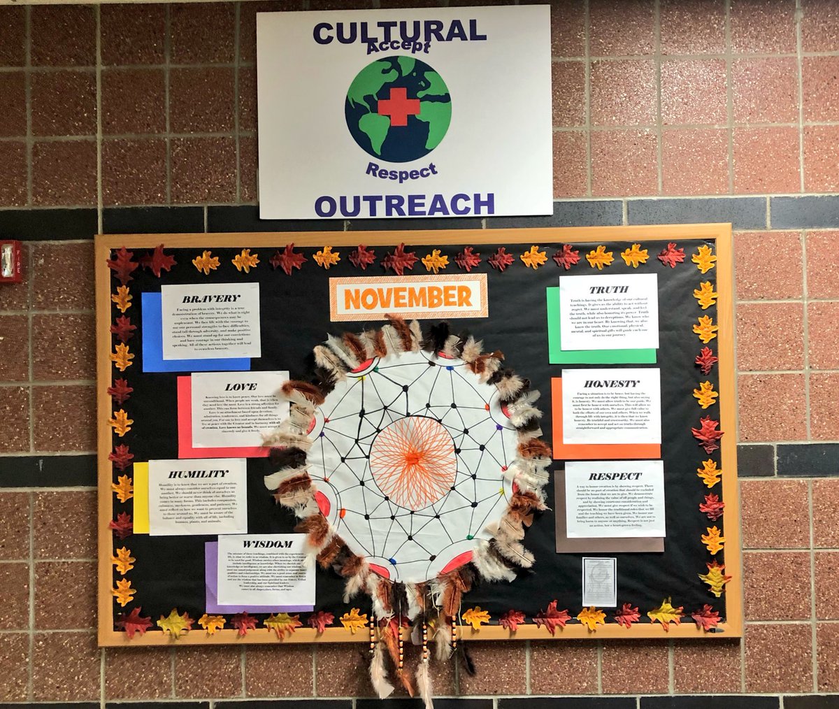 locultureclub's tweet photo. November we honor, highlight, and showcase Indigenous people and their culture and history! However you identify(Native American, American Indian, Alaskan American,your respective Tribe)...we SEE you and we HONOR you! ❤️ #sevenojibweteachings https://t.co/zqadoIzqoc