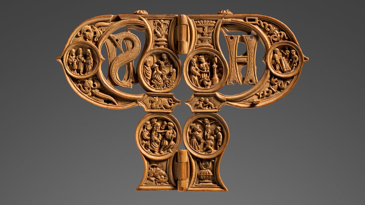 metmuseum's tweet photo. This post is brought to you by the letter P! ✨

A hand-held personal emblem, this 16th-century carved letter carries the implicit protection of Saint Philip, whose action-packed legend appears inside.

Learn more about this curious object: https://t.co/FmAYRTdPwG

#MetCollects https://t.co/6vUP2oCCiG