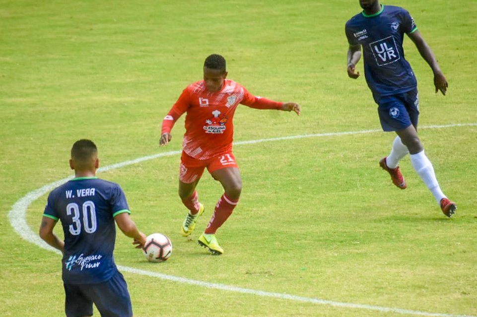 ⏱ 45' ST | Inicia el segundo tiempo.

#GyeSport 1 🆚 0 #LaPaz

🏟️ #EstadioAlejandroPonce 
🏆#AscensoNacional