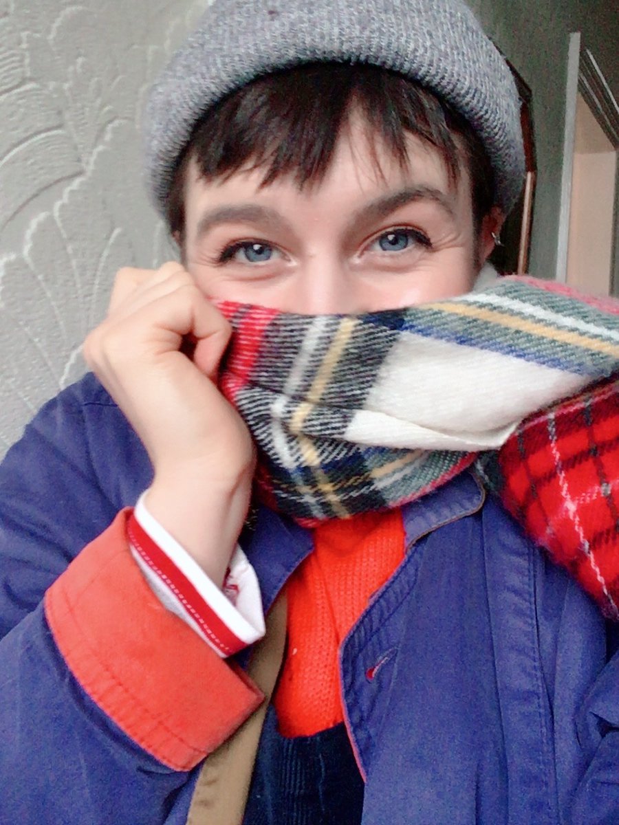 Sending solidarity from York! Just setting off down to the river! ❤️❤️❤️❤️❤️❤️❤️

 #RefugeeTales #WalkingInSolidarity