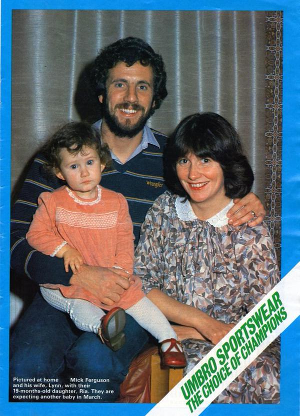  #95 - Mick Ferguson of Everton, and his very fine 80s curtains.....