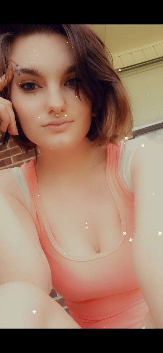 angiedthoo's tweet photo. Should i get my life together or keep being sexy &amp; chaotic https://t.co/nbWnAsFiD8