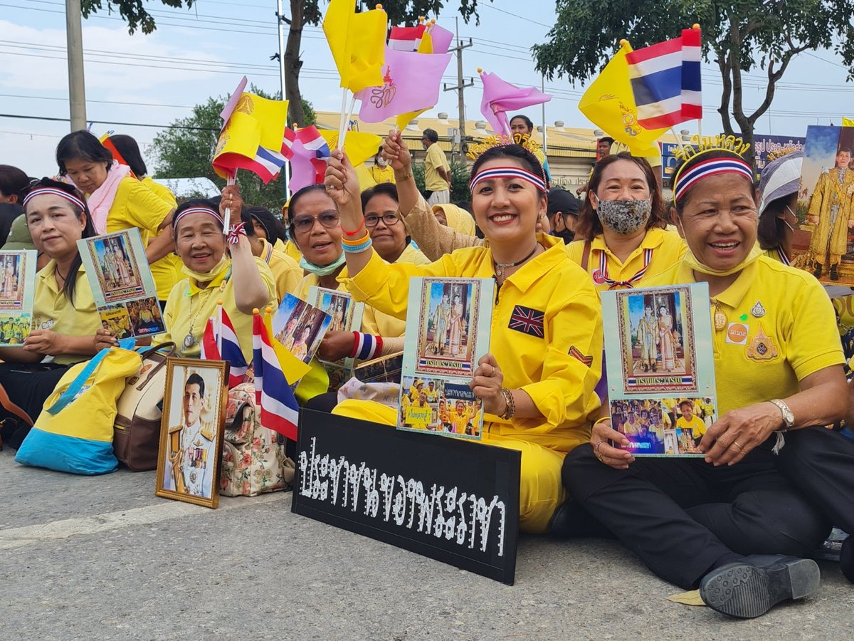 suanpaa2019's tweet photo. #ร่วมกันแก้ไขในสิ่งผิด 
#เรารักพระพันปีหลวง https://t.co/9bMXi9n6Hr