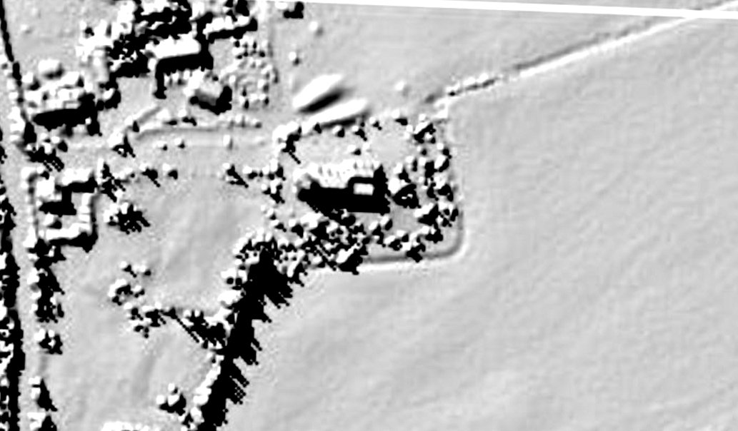 Before we look at the  #gravestones for  #Snave, here's the  #Lidar. Not quite detailed enough to show the stones, but you can see the  #church sits on a rectangular platform. Question, is this natural or artificial? As discussed recently  @graffitiKent.  #romneymarsh  #fifthcontinent