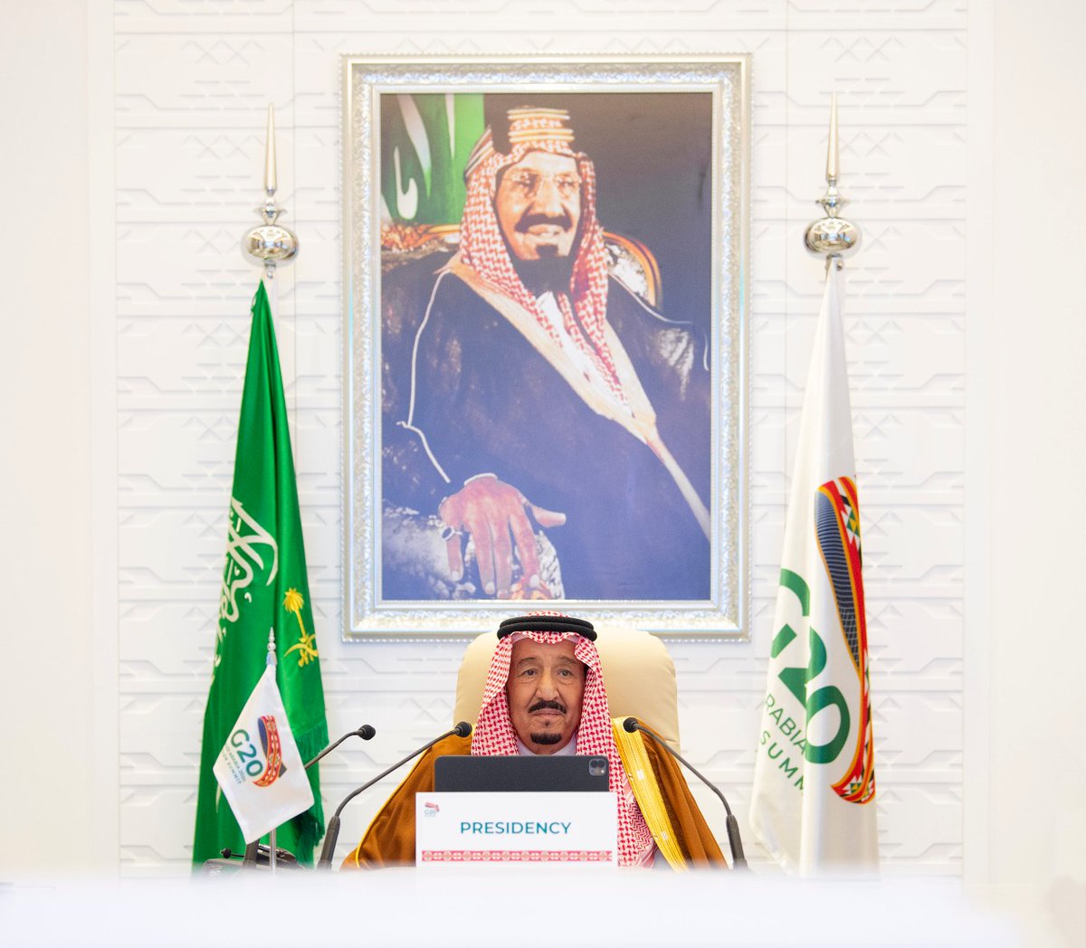 spagov's tweet image. #صور_واس |
برئاسة #خادم_الحرمين_الشريفين.. بدء أعمال القمة الافتراضية لقادة دول مجموعة العشرين (#G20). 
#السعودية_ترحب_بقادة_العشرين 
#واس