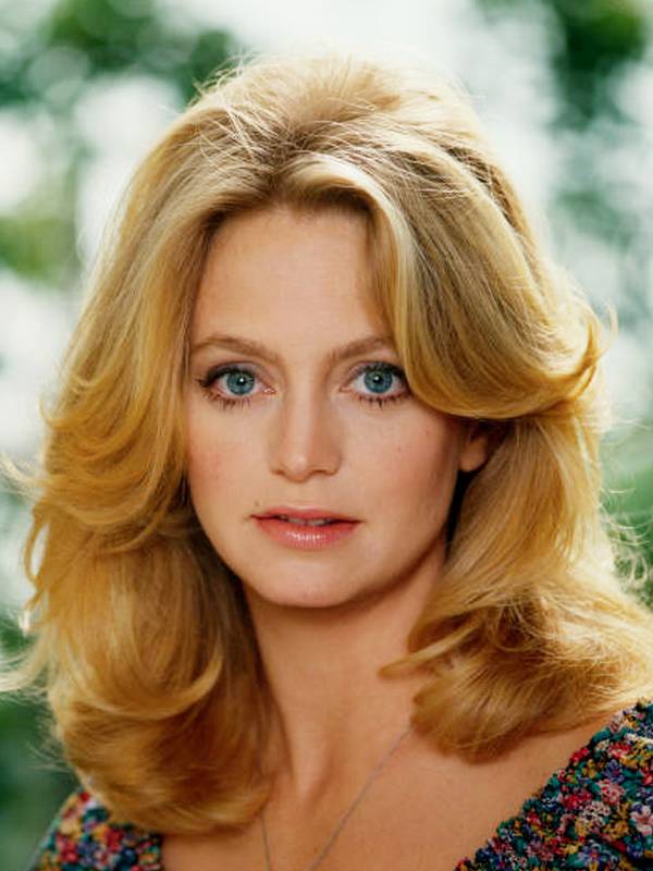 HAPPY BIRTHDAY GOLDIE HAWN !
November 21st 1945
75 YEARS YOUNG ! 