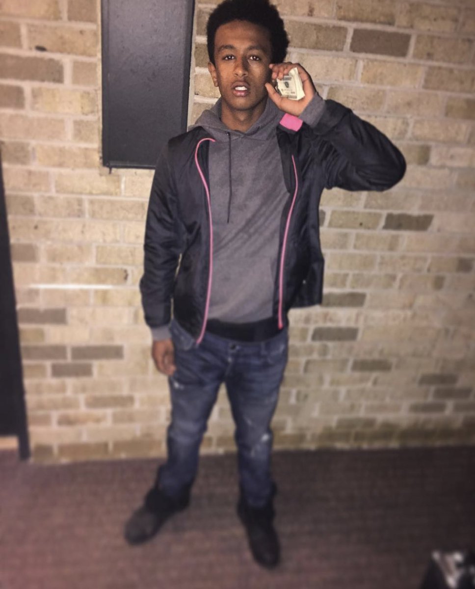 1_freebandss's tweet image. happy 19th my nigga 💔 i miss &amp;amp; love you forever💯 #lormoworld💔