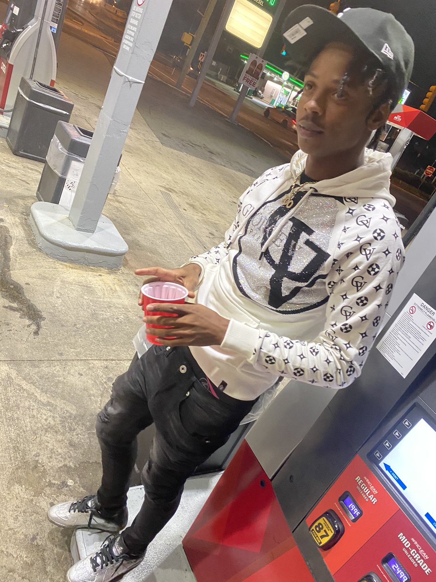 Woo2Tymes's tweet photo. They constantly askin me why I ain’t signed wit a label yet 4️⃣4️⃣8️⃣ https://t.co/xv3AtdLrtH