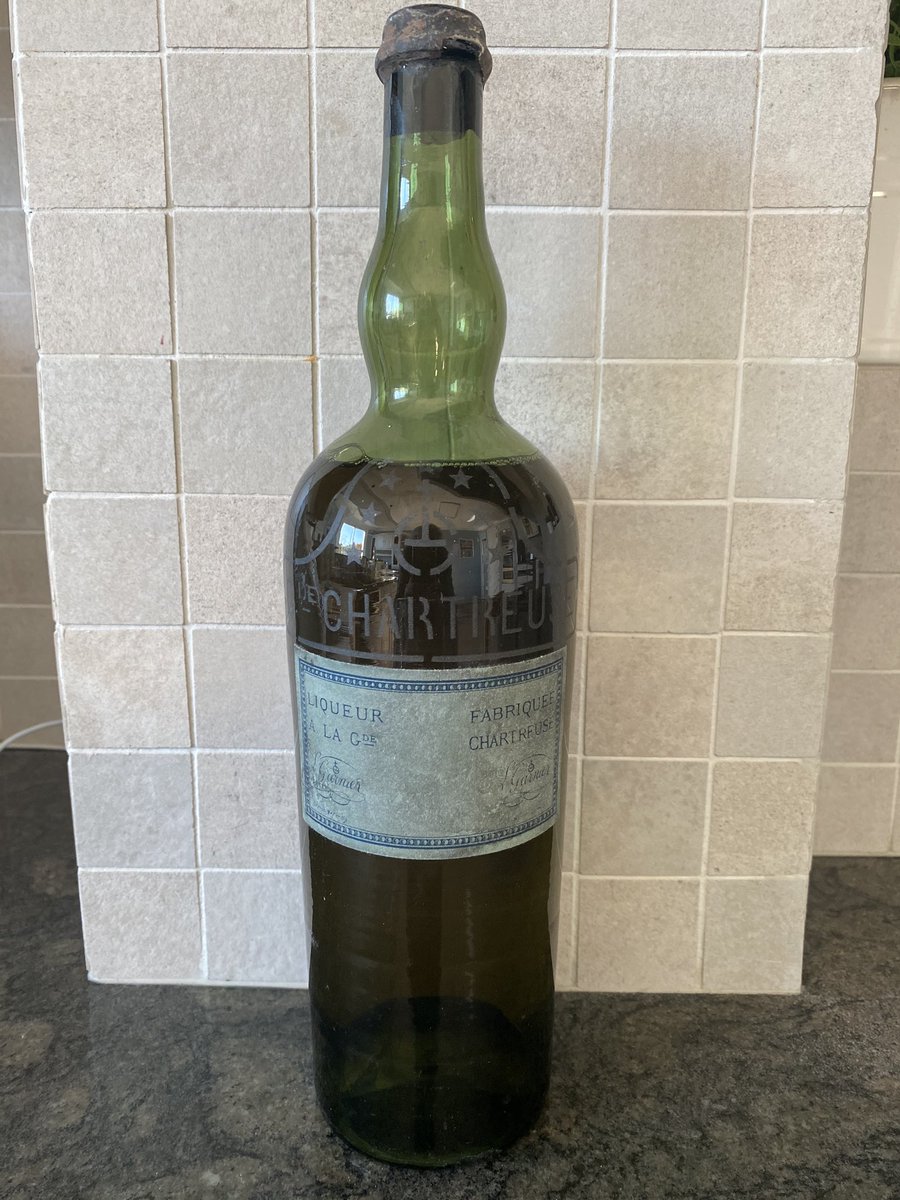 JayerHenri's tweet photo. Chartreuse verte Fourvoirie 1878-1903 is for sale (cferrigno@hotmail.fr) #chartreuse #chartreuseverte #chartreuses #chartreuserare , perfect condition :-) https://t.co/qZrqhM1rmC
