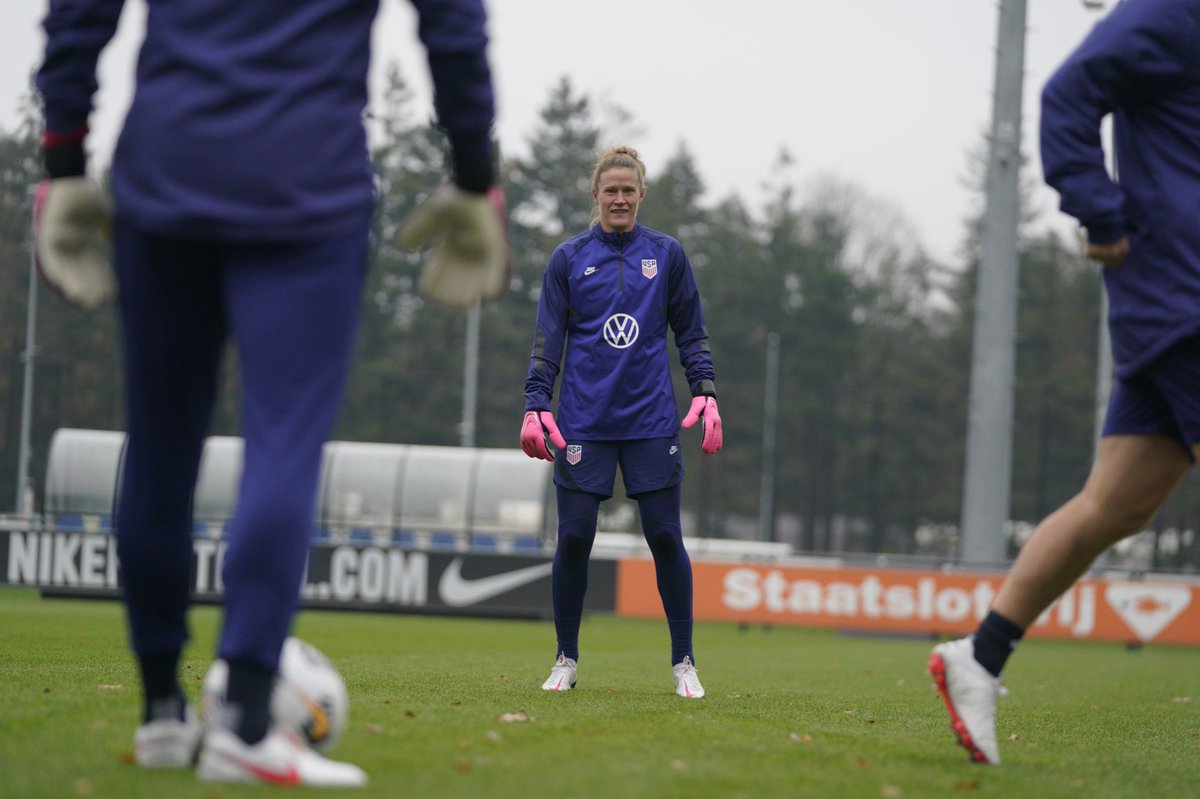 USWNT's tweet photo. Back in business 💪⚽️ https://t.co/tBcGrudzC7