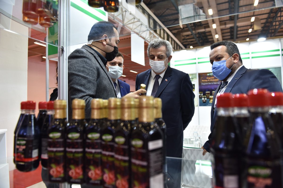 MUSIADEXPO's tweet photo. Chmn. of @MUSIAD Global Supreme Board Fatih Keçebir, Chmn. of the Local Supreme Council @AhmetSekerli_TR, Head of Prod. and Trade Planning Supreme Council @OktayDede59 and committee chairs hosted the Deputy Minister of @TCSanayi Hasan Büyükdede, and the delegation at #MUSIADEXPO. https://t.co/S9l411mgUR