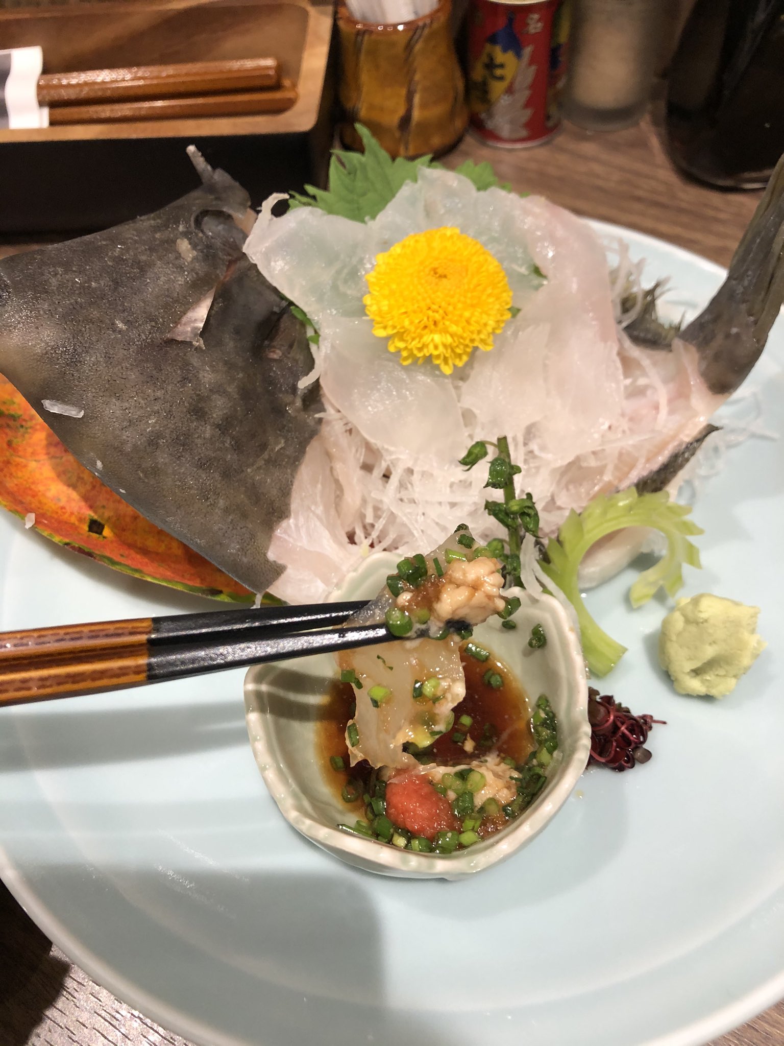 Ojシンプソン 不足の自体にて外出 せっかくなので 数日前から無性に食べたかったアン肝を堪能 紀伊国屋書店新宿 本店の地下にあった 珈穂音 カポネ 2年前にサンパークビルへ移転しましたが 味と気前の良さは昔と変わりません 勘八のお汁はサービス
