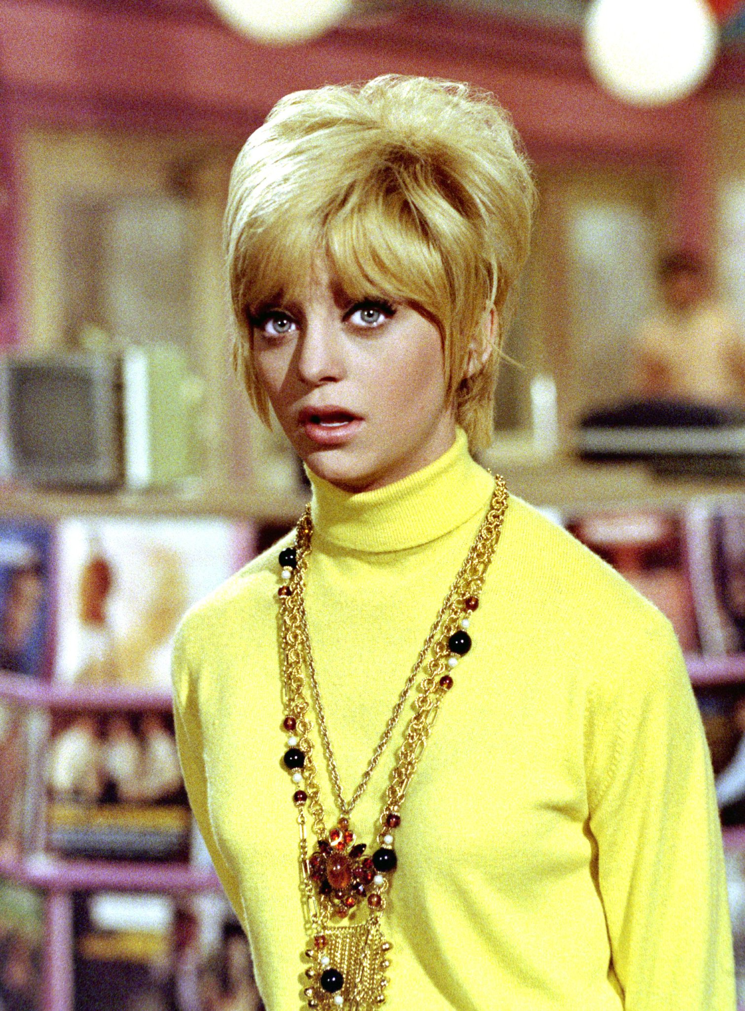 Happy birthday to Goldie,  here Goldie Hawn as Toni Simmons in Gene Saks 1969 comedy \"Cactus Flower\". 