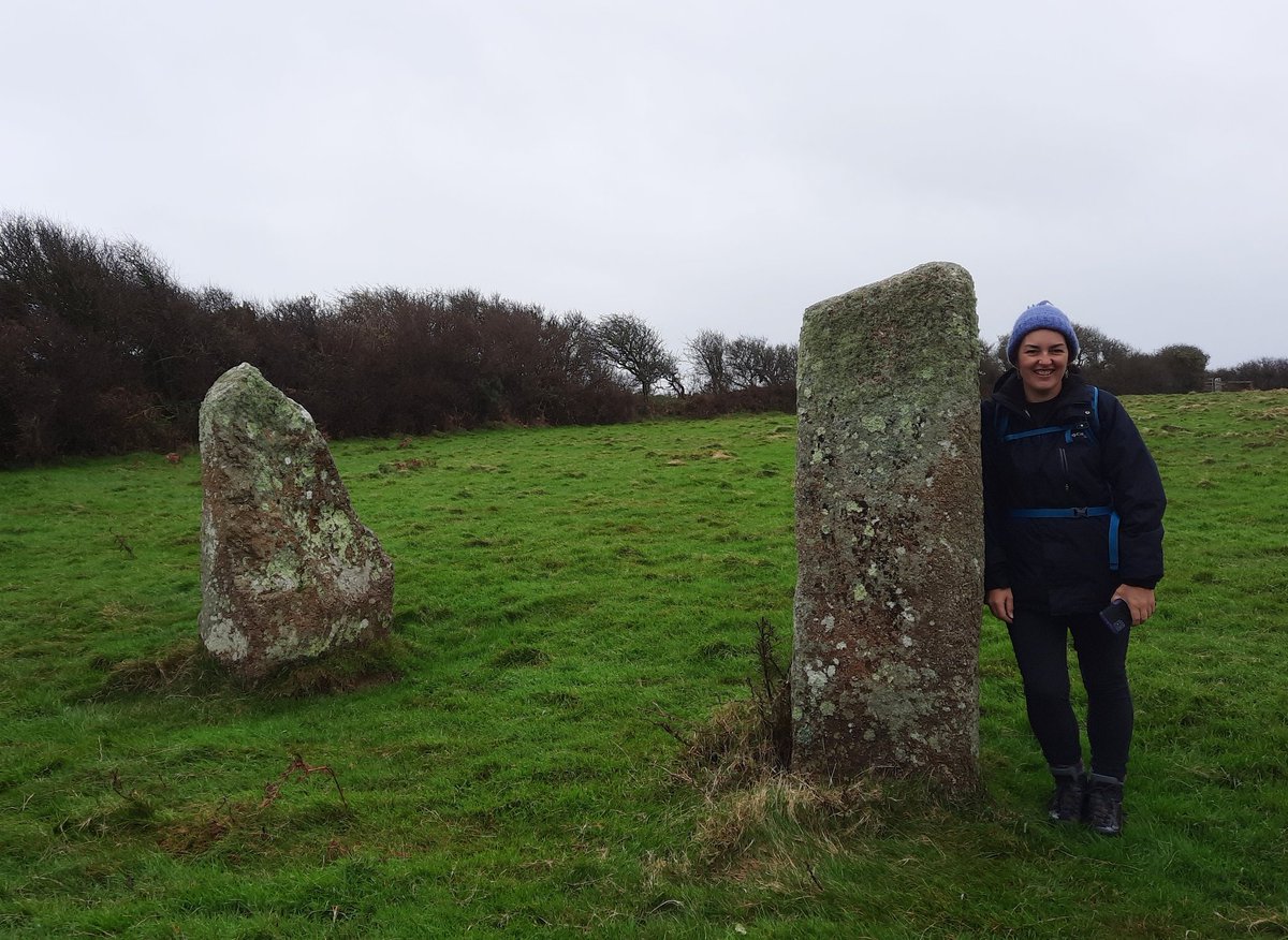 The Faugan stones, nr Chyenhal. We've a few pairs of stones in Penwith; The Sisters at Drift are nearby. Entrance posts to the nearby hillfort perhaps? There's a settlement nearby but, as always, who knows? A nice peaceful spot just off the public footpath. #PrehistoryOfPenwith