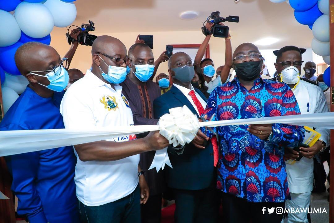 news_ghana's tweet photo. #Education #FreeWifiservice #GhanaInstituteofJournalismGIJ Thirteen public universities connected to free internet service https://t.co/DSFovkN4ZV https://t.co/j0FsWHzFnu