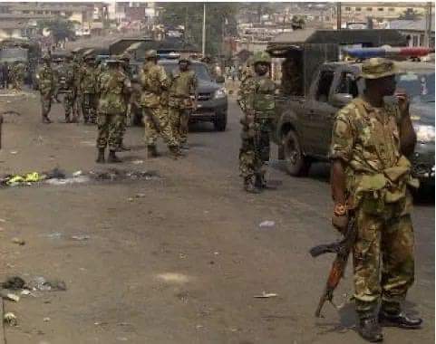 DiobuZone_PH's tweet photo. #ObigboMassacre
Bloodbaths in Biafra land once again.
@StateDept @POTUS @SecPompeo @HouseofCommons @UKParliament @UNHumanRights please help us ,we are being slaughtered in thousands. Is it a crime to be Christians ? Nigerian military sent by Wike @GovWike are killing us in Obigbo https://t.co/9iOW3tBUmc