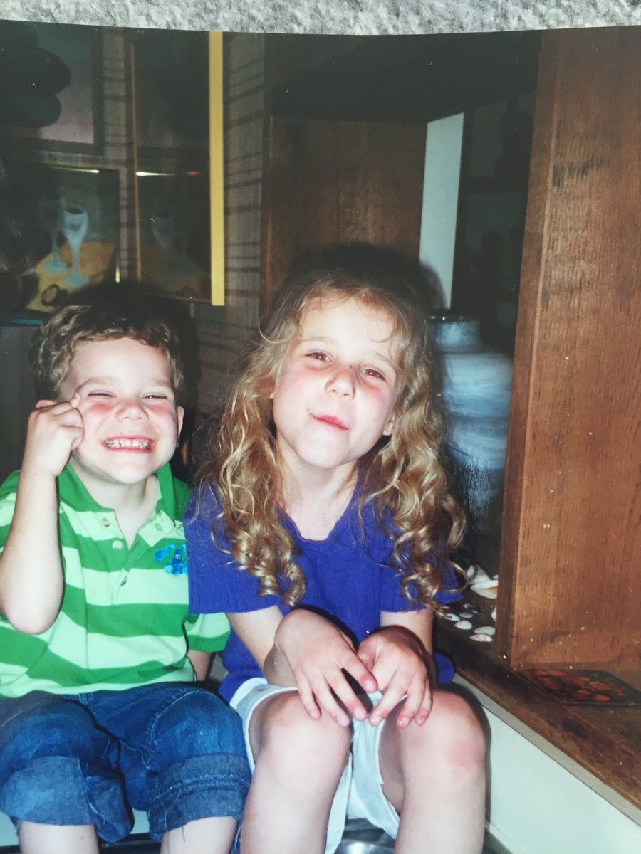GregAllen20's tweet image. Mom just sent me this gem of a throwback. Take note of the fashion on display here. Blues Clues polo with roiled up jeans?? Sheeesh!! 🔥🔥