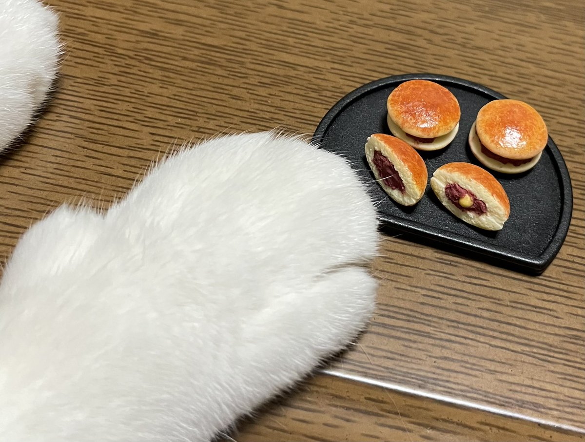 田中よーちん 樹脂粘土でつくるミニチュアフード 第91号 どらやき 教材にはうぐいす餡バージョンもあったけど 個人的にどらやきは小倉あん一択なので 小倉あんバージョンのみ作りました 本物食べたいなー ミニチュアフード 樹脂粘土でつくる 田中よーちん 樹脂粘土でつくるミニチュアフード 第91号 どらやき 教材にはうぐいす餡バージョンもあったけど 個人的にどらやきは小倉あん一択なので 小倉あんバージョンのみ作りました 本物食べたいなー ミニチュアフード 樹脂粘土でつくる