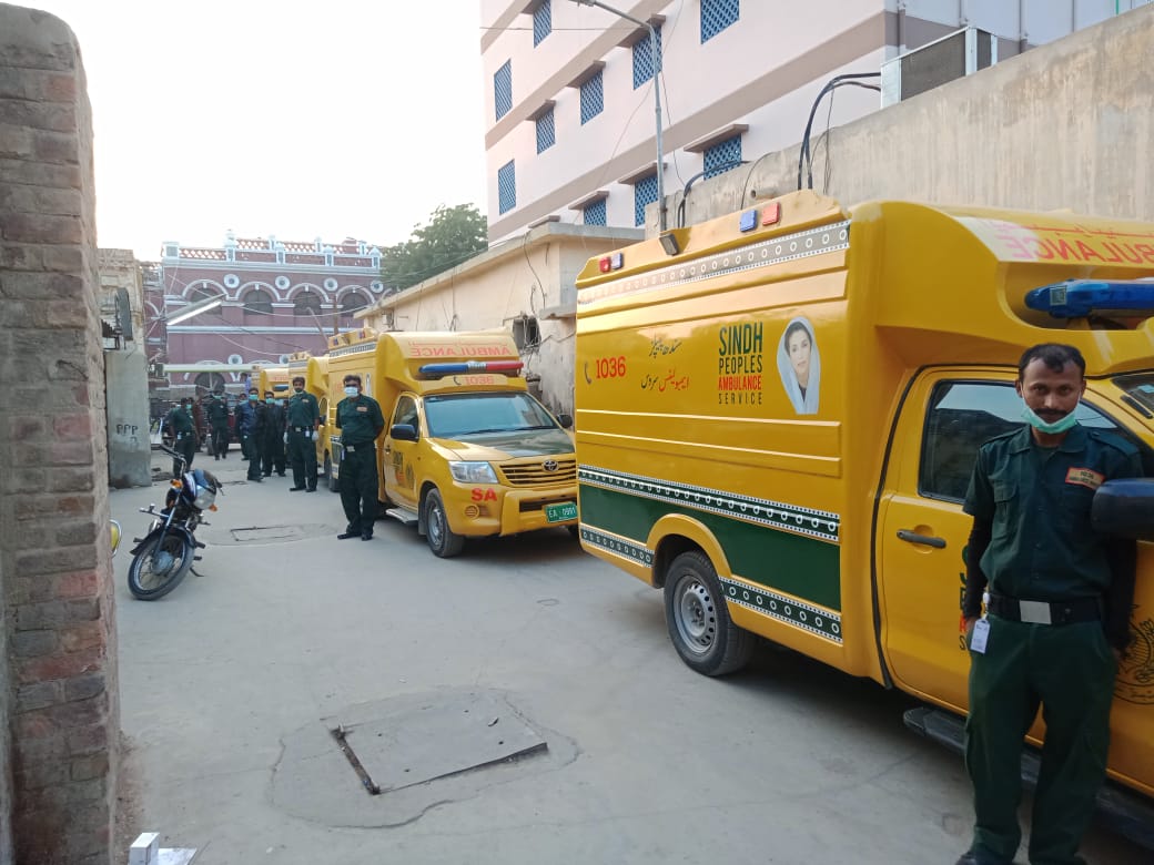 SindhHealthDpt's tweet photo. Sindh Peoples Ambulance Service in partnership with @Aman_Foundation is now available in #Hyderabad. The residents can request an ambulance by calling 1036.
#SindhHealth #Sindh https://t.co/D849Ve63Aw