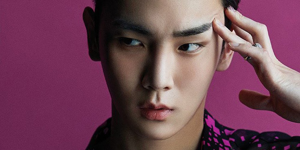 allkpop's tweet photo. SHINee Key's witty response to fan during live stream gets attention
https://t.co/CJl81d4uB0 https://t.co/q9Lz2UWIMX