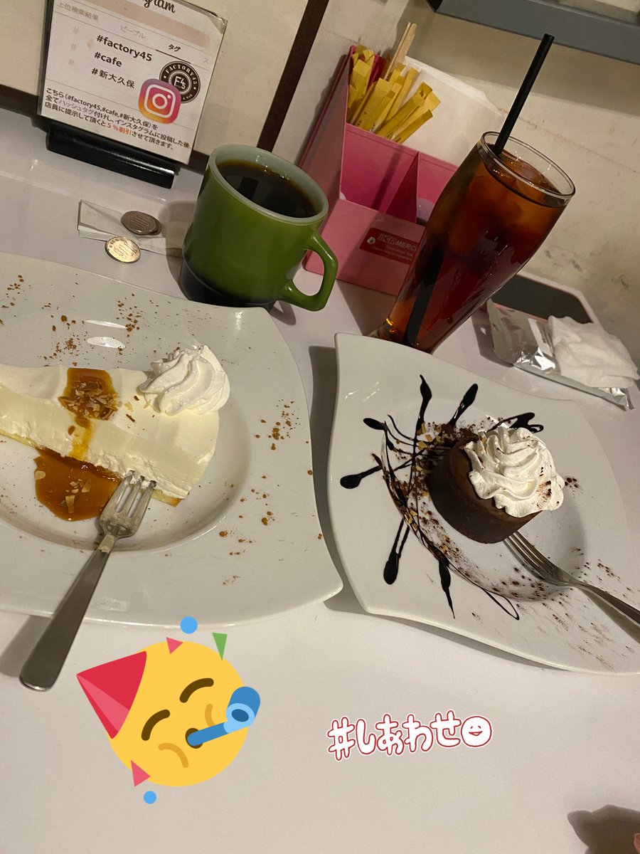 mufhiro's tweet photo. 新大久保~🤩
IGで見て気になってたお店💗
やっと行けた~😂👍
めっちゃかわいいお店で韓国だと弘大とかにありそうなお店です😊
炭水化物控えたい人向きのメニューも!!
キンパが錦糸卵なの‼️😳💕
ありがたい🤣🤣🤣
#slowslowquickquick #新大久保 https://t.co/19m0d27gM0