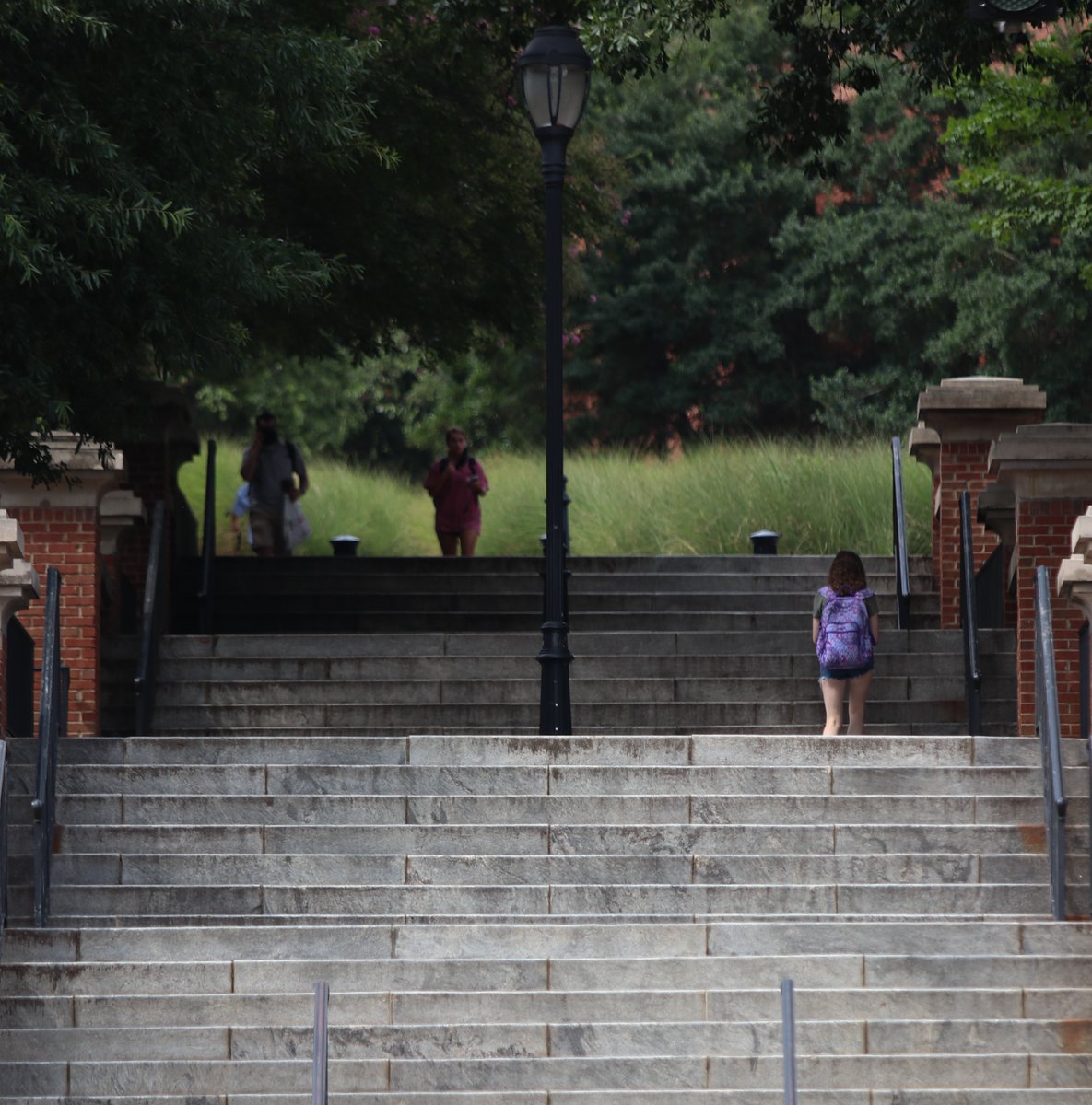 adalberto_solis's tweet photo. The "million-dollar staircase" leads students to the heart of campus at UGA. This staircase pre-COVID-19 is normally crowded as student switch classrooms during peak times of the day, but COVID-19 has led to a decline of students on campus.(Photo/ Sydney Grant, @SydneyG2499) #UGA https://t.co/Nw7WzPtA0f