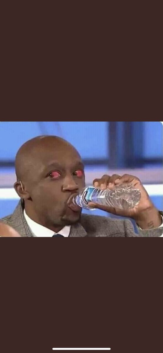 Bighoopsguy1's tweet image. JR and Dion waiting for a contract like