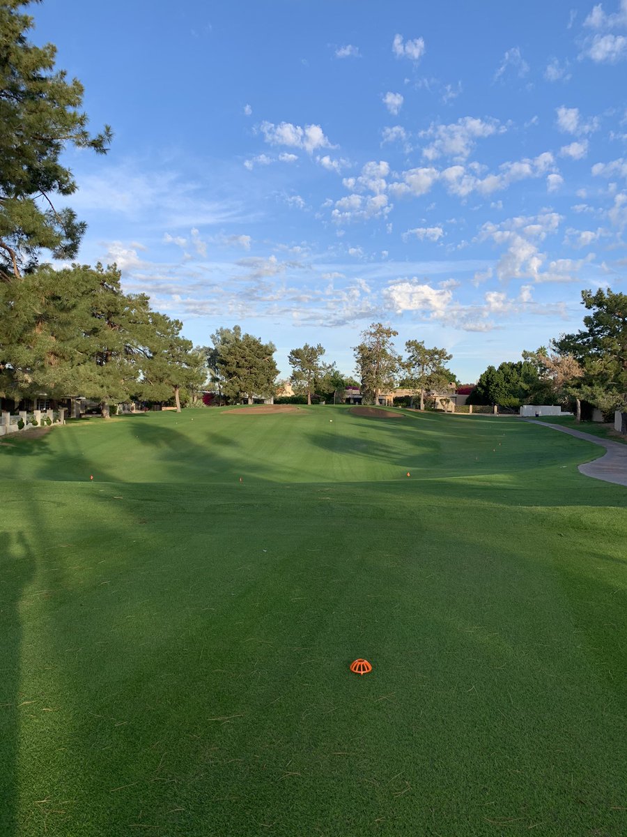SkyCaddieMike's tweet photo. Sky Caddie visited the Biltmore in Phoenix, AZ this week. The Adobe and Links courses are in beautiful condition. #ArizonaGolf https://t.co/LIRAy7Tp5x