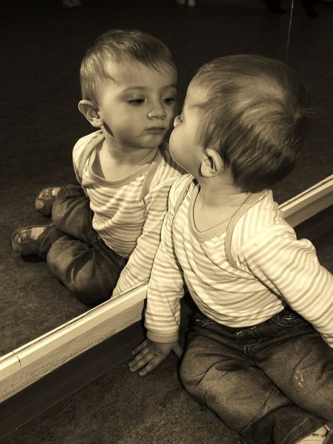 - Eres o no? 
- Seré. 
<a href="/Palindromistes/">Palindromistes</a>