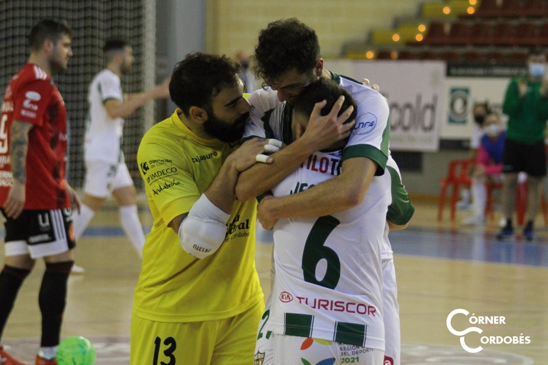 📰 CRÓNICA | <a href="/CordobaFutsal/">Córdoba Patrimonio de la Humanidad</a> 2 - 0 <a href="/ADSala10/">AD Sala 10</a> | Los goles de <a href="/SauraAlberto/">Alberto Saura</a> y <a href="/Jesulito6Futsal/">Jesulito</a>, claves para la segunda victoria del curso ante un correoso rival.

🖋️"El asedio que derribó la muralla", por <a href="/MiguelHuertas8/">Miguel Huertas</a> 

Patrocinada por Bar El Barco.

➡️bit.ly/3nKQu2Z⬅️