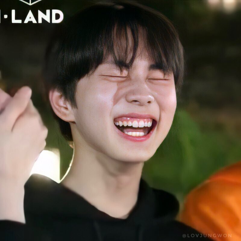 yangwoning0209's tweet image. let's sleep and hope when we wake up this morning, our little morning fairy jungwonie already greeted us with his sweet morning greeting selcas, and that time you know #ThingsWillGetBetter, always.💙