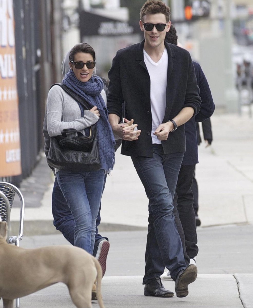 tw // dog--Cory Monteith’s reaction to seeing a dog - a thread