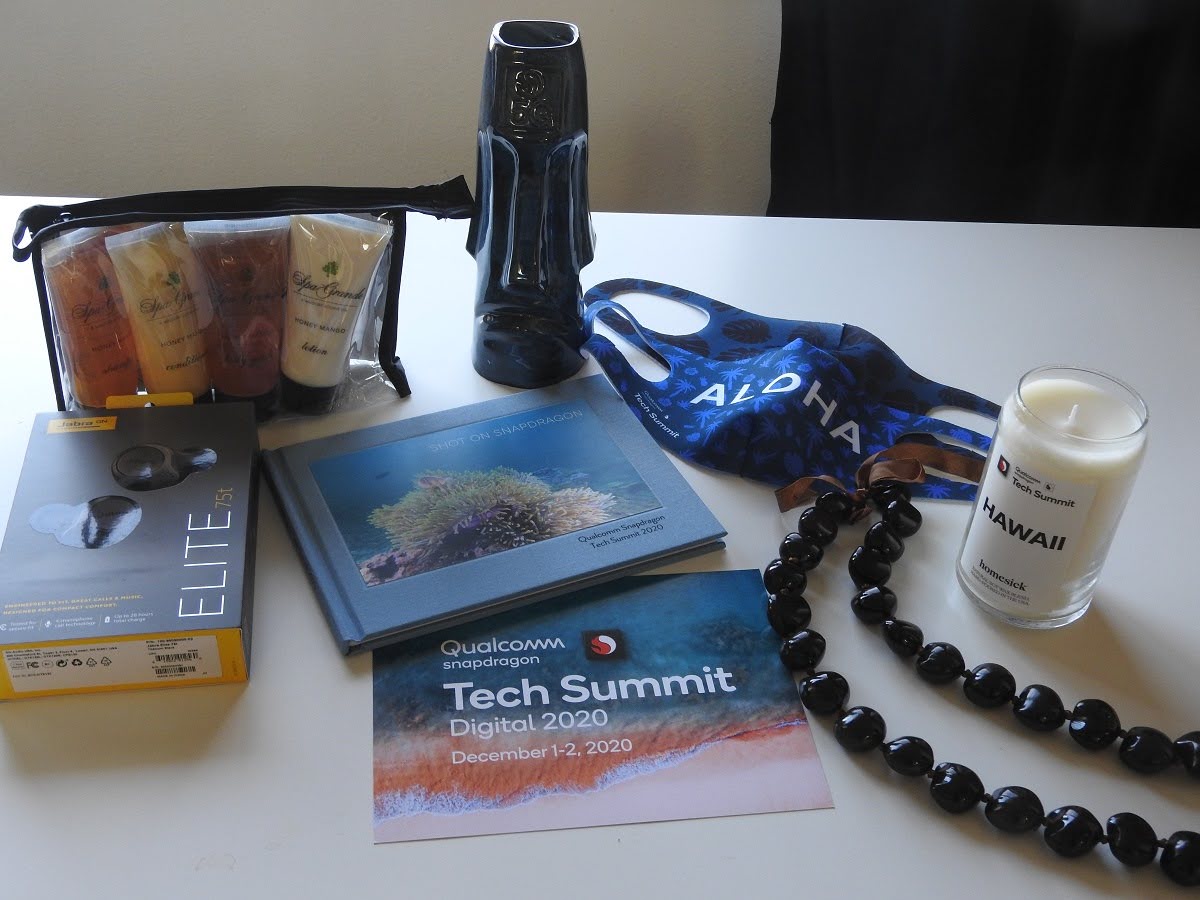 malleven33's tweet photo. Can’t be in Maui this year, but getting into an Aloha-state-of-mind thanks to @Qualcomm marketing team! #gift #missingMaui #honeymangosoaphelps https://t.co/eolWTjXVBp