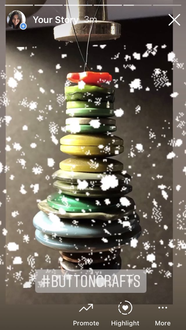 jomos_kitchen's tweet photo. @KirstieMAllsopp very pleased with my first button crafts. So I thought I would share. Inherited a large selection of all types and colours #christmascrafts #havingfun #snowman #christmastree #buttons https://t.co/KpvxRklez8