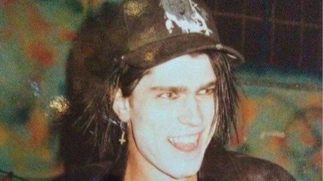 Thomas_Slopez's tweet photo. Flashback to the 80's 
#Punk #Underground #EnglishDogs #DrKnow #Phoenix https://t.co/p74fSUz2jk
