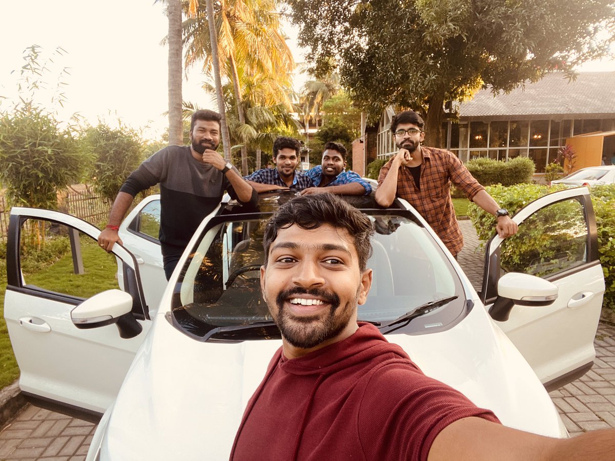 pravin_johny's tweet photo. First time long drive. Good driving experience .
Thanks @FordIndia #positivity #ford #ecosports #titaniumplus #fordindia #car #friends https://t.co/nGaJznxLsx