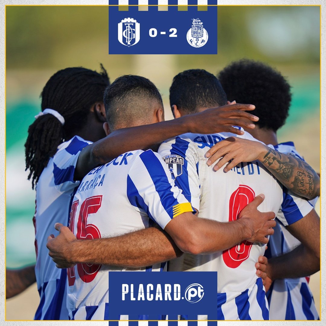 FCPorto's tweet photo. ⏱Final de Jogo / End of the match / Final del Partido
🔵⚪GD Fabril Barreiro 0-2 FC Porto
⚽45+1' Toni Martínez
⚽51' Taremi
#FCPorto #GDFBFCP #TaçadePortugal https://t.co/2JukQgT0ux