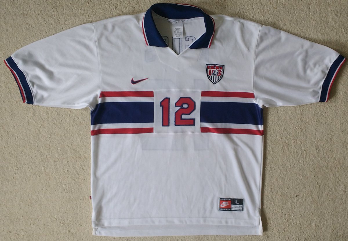 USA ๐บ๐ธ From one CONCACAF powerhouse to another. Between the two, what haven't they won in CONCACAF? Very little, though you wouldn't guess it from some of their shirts. Peaked in 1994 and the rest since has been underwhelming.
https://t.co/3sz3seRbw7 https://t.co/2aGdEIqhCR