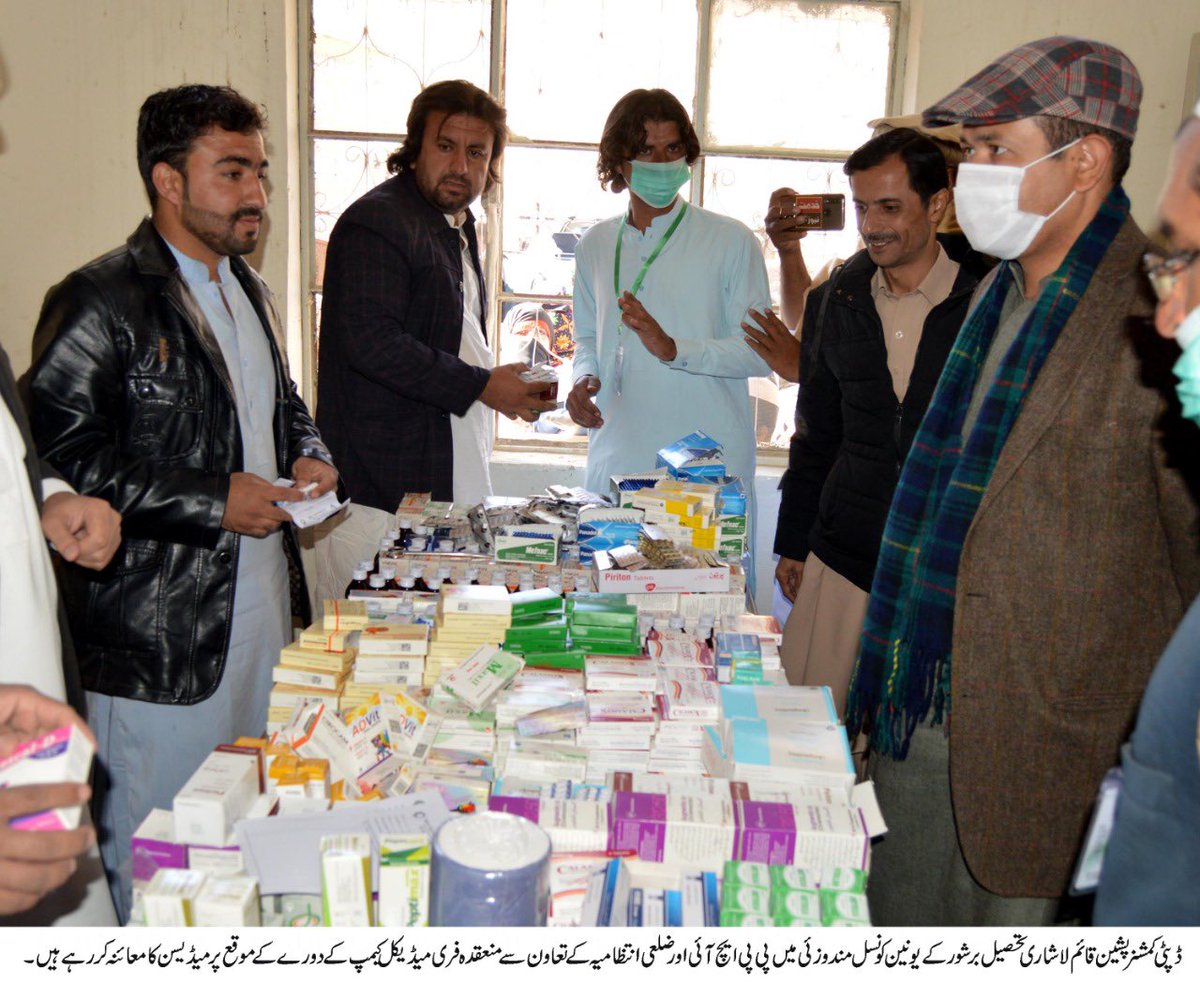 dcpishin's tweet photo. One day free medical camp was organised at MANDOZAI BRASHORE with the assistance of @PPHIB_org team Pishin &amp; Mandozai khidmat comte
Patients were provided with the facility of ultrasound, routine Immunization and consultation along with free medicines @dpr_gob @HealthDeptBlo https://t.co/HvRZJ1h5PB