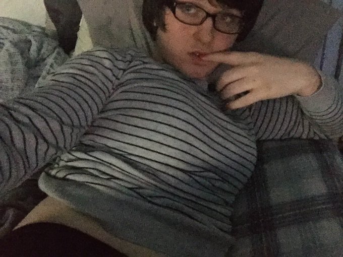 Anyone wanna help me 😌 I horny gurl 🙈 I obedient Babydoll hehe.  Add me on Snap cuties 😘 at: catgirlerica55